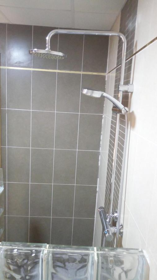 Hotel Le Petit Bateau Конакри Экстерьер фото