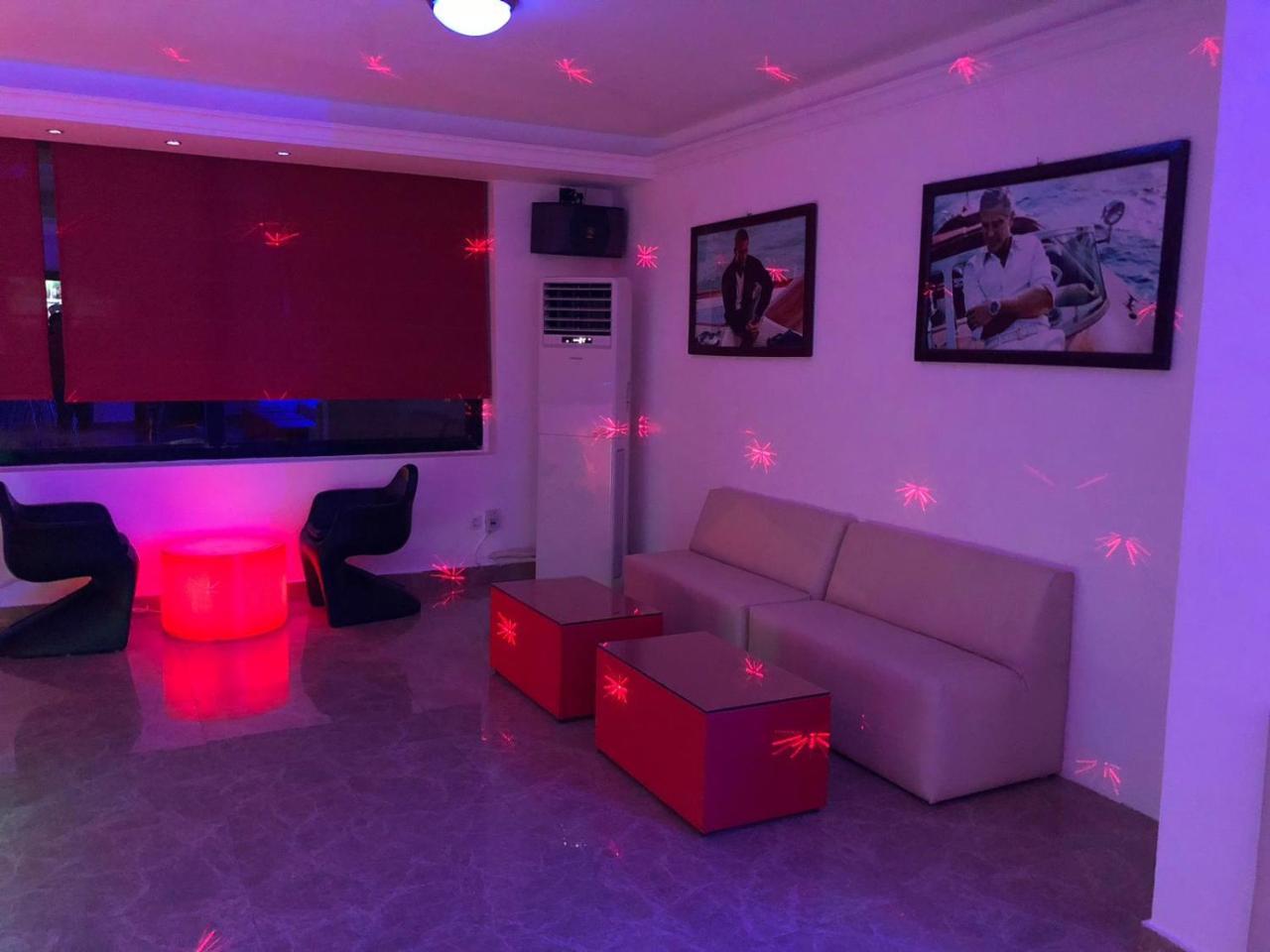 Hotel Le Petit Bateau Конакри Экстерьер фото