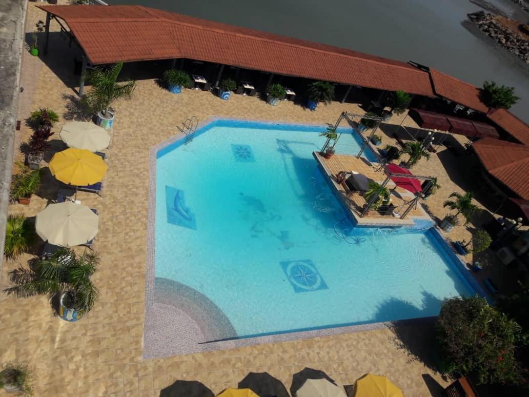 Hotel Le Petit Bateau Конакри Экстерьер фото